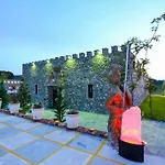 Kriva Hotel